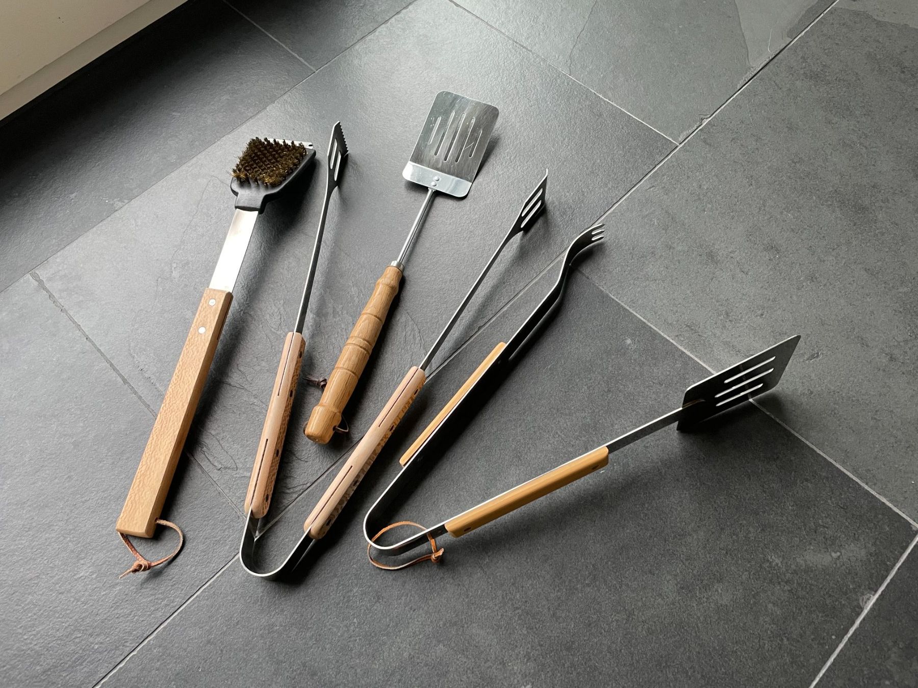 Set di posate: BBQ-Set, 4-teilig, Grillbesteck – Usato da Rüschlikon venduto da user999 2