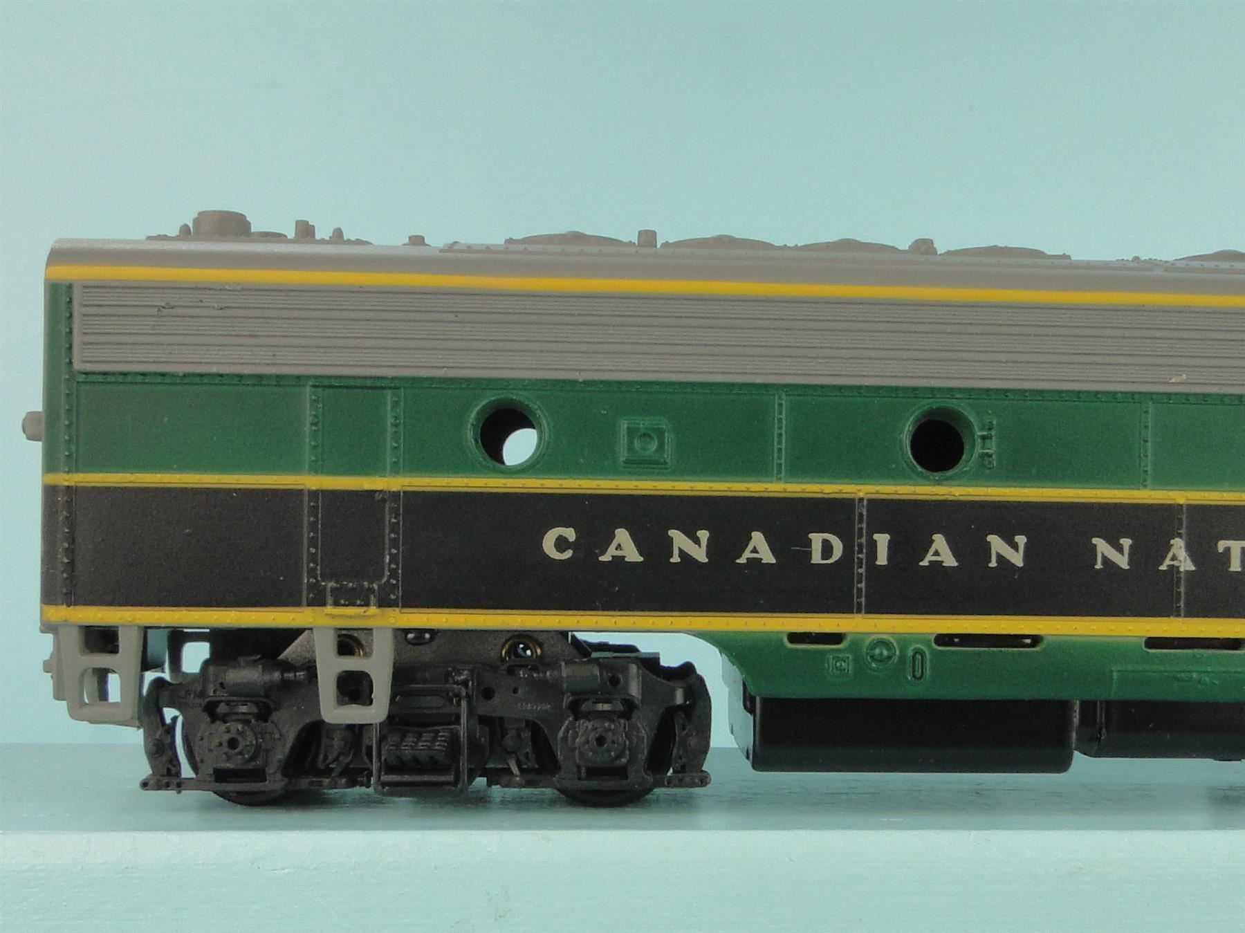 Athearn Modellini di ferrovie: Athearn F7 B-Unit CN, DUMMY – Usato da Bülach venduto da cann11 2