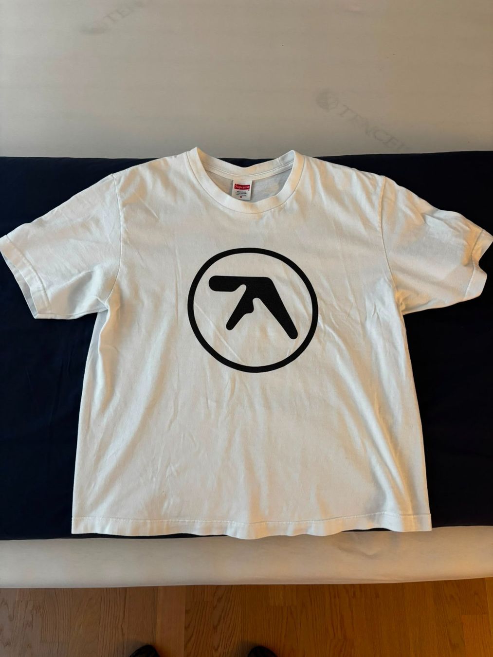 Supreme T-shirt: Aphex Twin T Shirt – Usato da hallau venduto da jon_9mkg