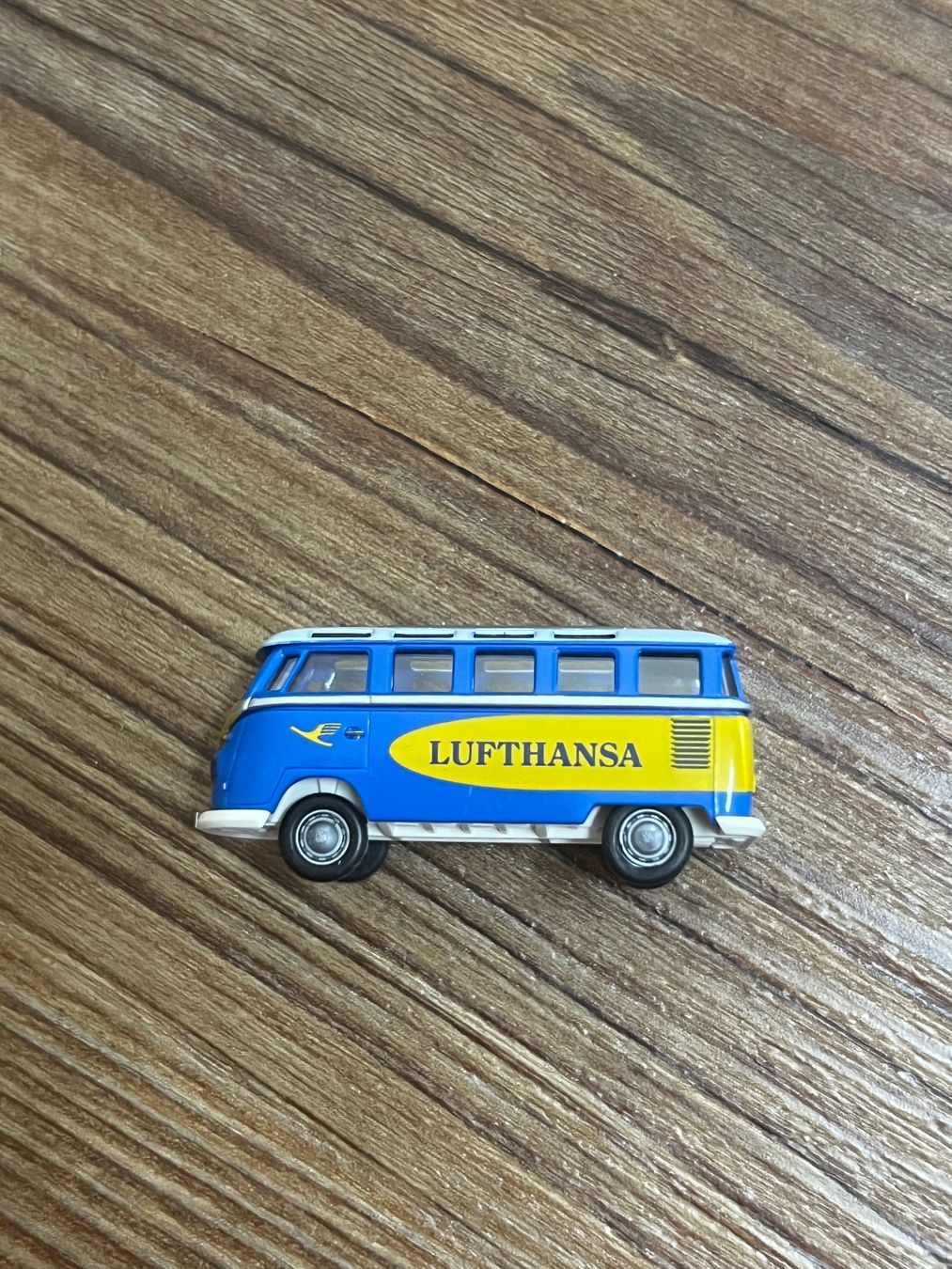 Brekina Modellini d'auto: 1:87, Brekina, Lufthansa, Minibus – Usato da Hirzel venduto da momo24Horgen
