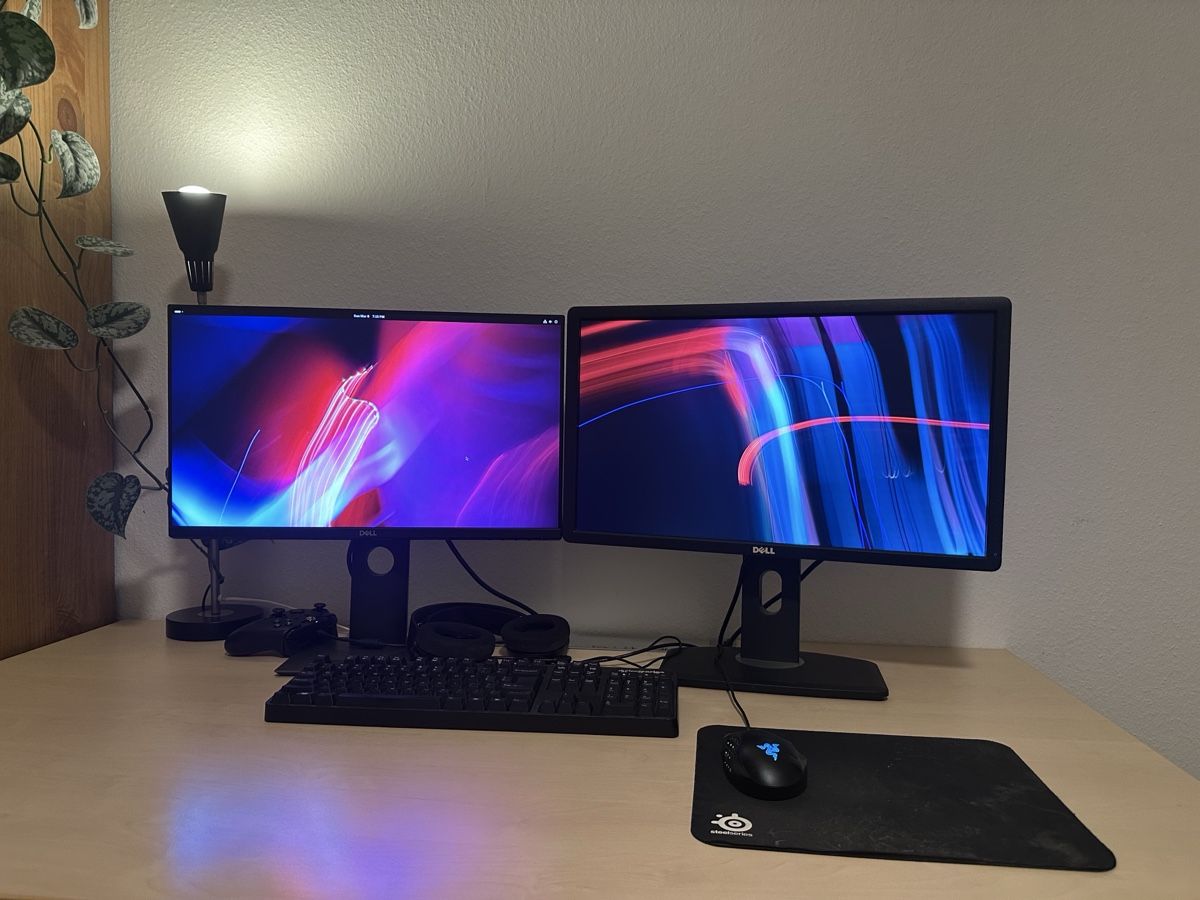 PCs: PC + Dual Monitor Setup + Peripherals – Gebraucht aus Zürich von super_cow