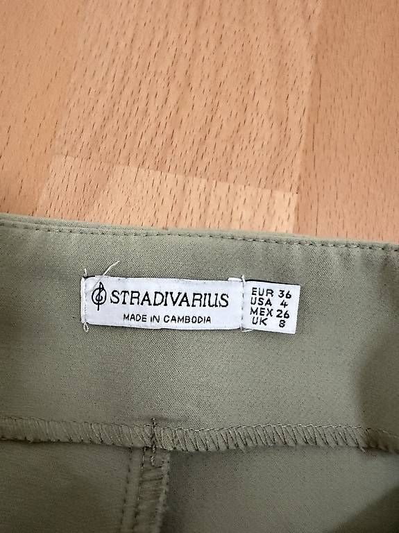 Stradivarius Pantaloni: Stoffhose Stradivarius (36) – Usato da Herisau venduto da Fashionata0609 2