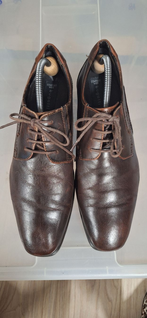 Bugatti Scarpe da uomo: Bugatti - Elegante Herren Lederschuhe Gr. 43 – Usato da Diessenhofen venduto da Strubely 1