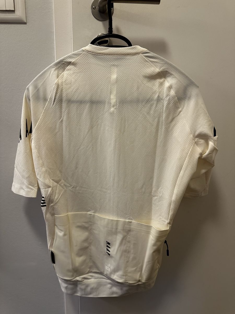 Canottiere & Pantaloni: MAAP Cycling Apex Aeon Jersey – Nuovo e nell'imballaggio originale da Carouge GE venduto da cytoplan 1