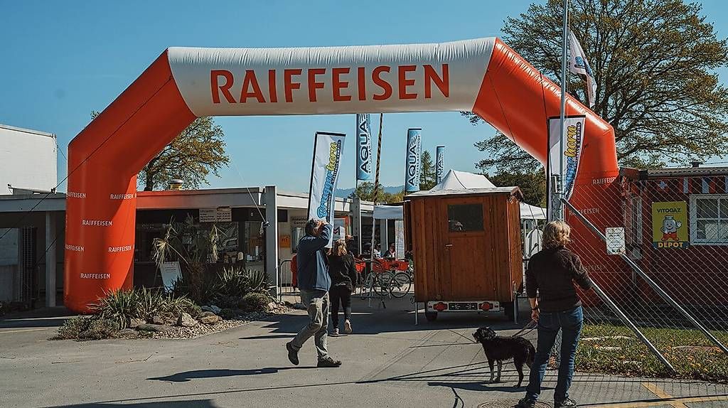 Foto & Immagini: Torbogen Raiffeisen  – Usato da Rheineck venduto da inf_kv7d