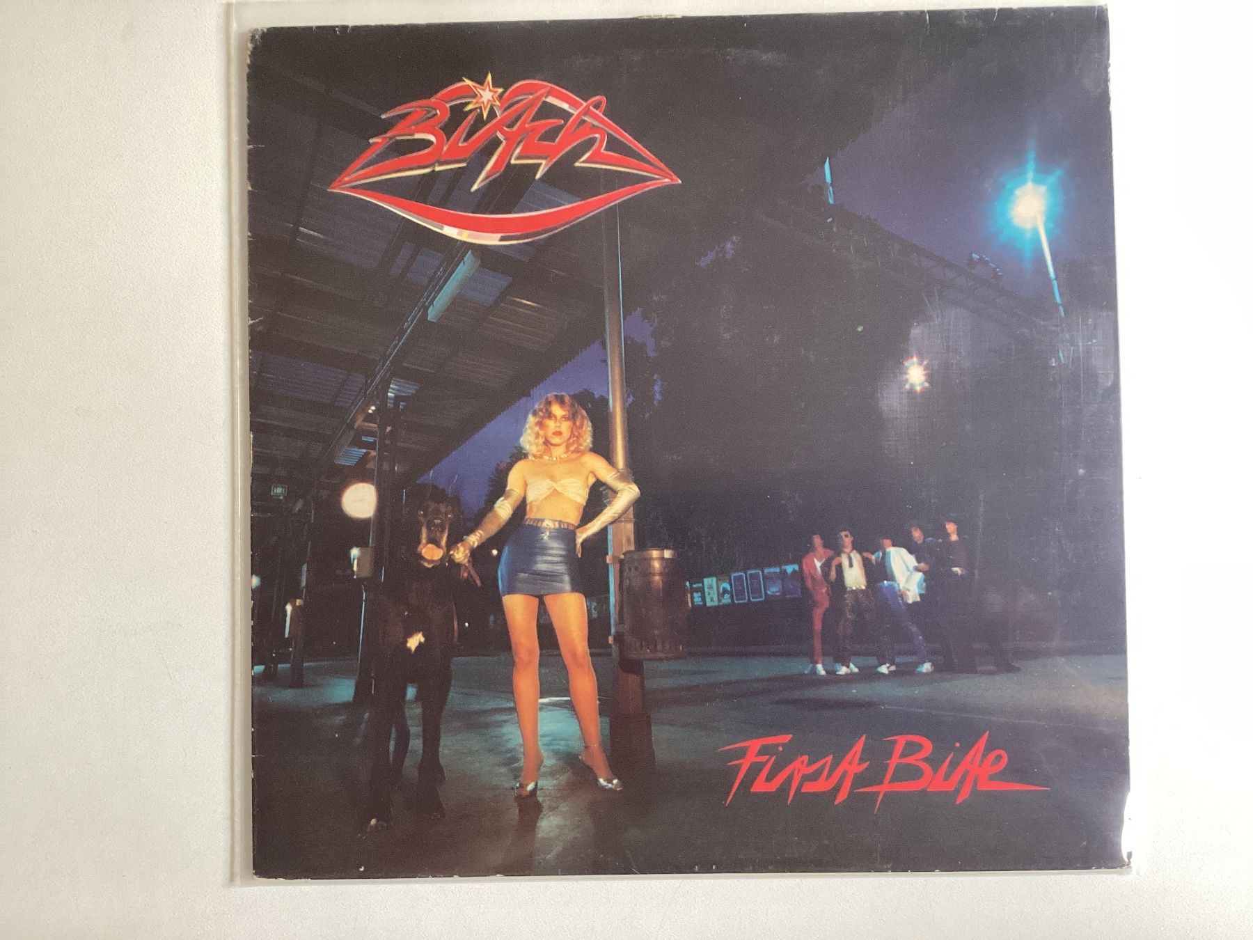 Vinyles: Bitch LP - First Bite – D'occasion à Gutenswil par Hamzian