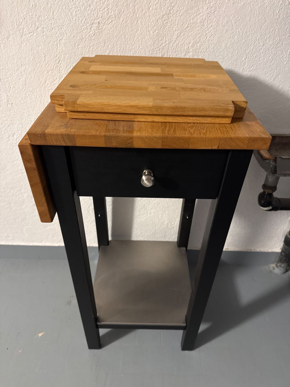 Tische: STENSTORP Servierwagen, schwarzbraun/Eiche, 45x43x90 cm – Gebraucht aus Schübelbach von 81steffi81 1