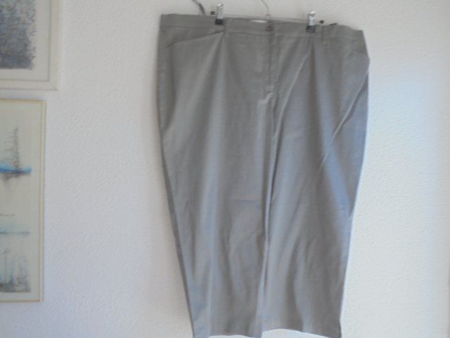 Pantaloni: Hose grau Gr. 52 – Nuovo (secondo la descrizione) da Hinwil venduto da Glasperlen