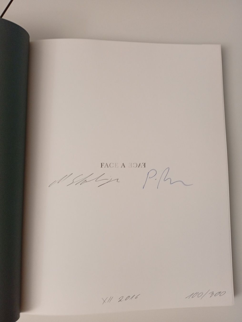 Bücher: FACE A FACE LES ÉDITIONS NOIR sur BLANC – Gebraucht aus Villars-sur-Glâne von dadj01 1