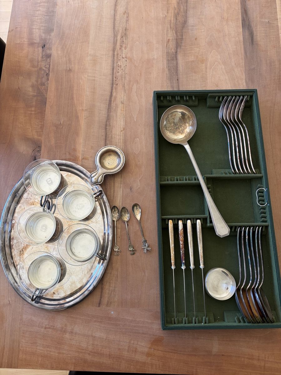 Couverts: Silberbesteck mit Teeset – D'occasion à Eggersriet par Danielsells