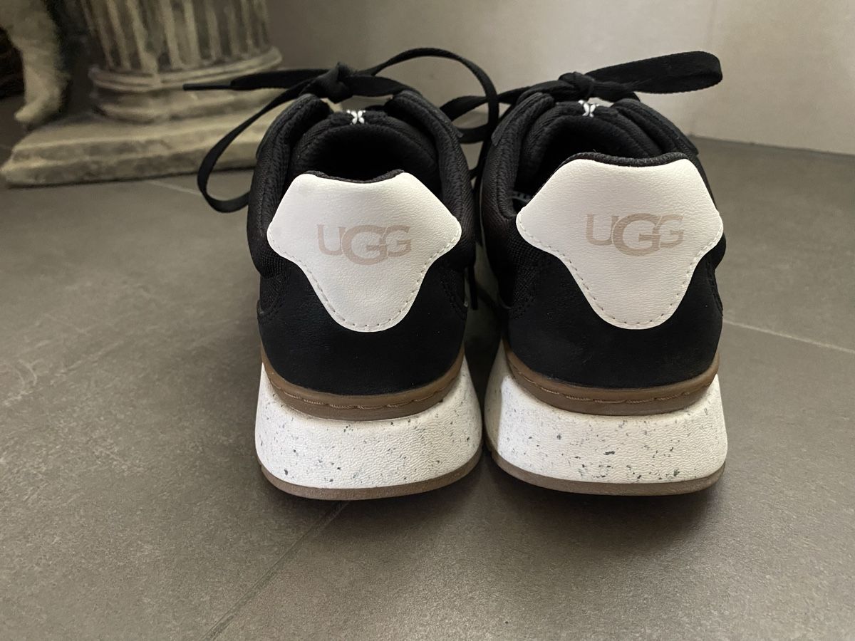 Ugg Scarpe da donna: Sneaker / Turnschuh UGG – Nuovo (secondo la descrizione) da Alchenstorf venduto da ann_ppl8 3