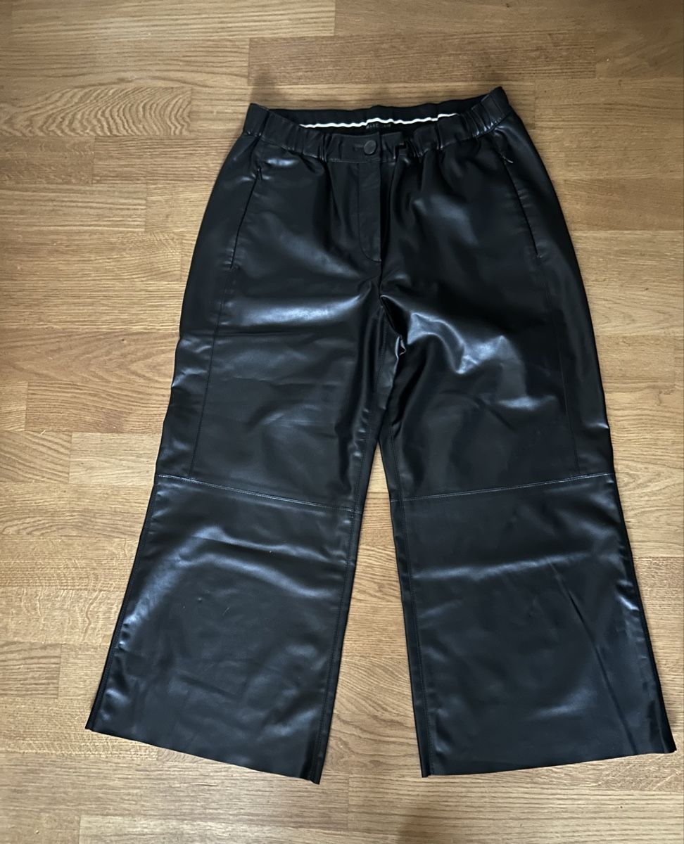 Marc Cain Pantaloni: Marc Cain Culotte, Veganleder – Usato da ZÜRICH venduto da Mitzi-2025 1