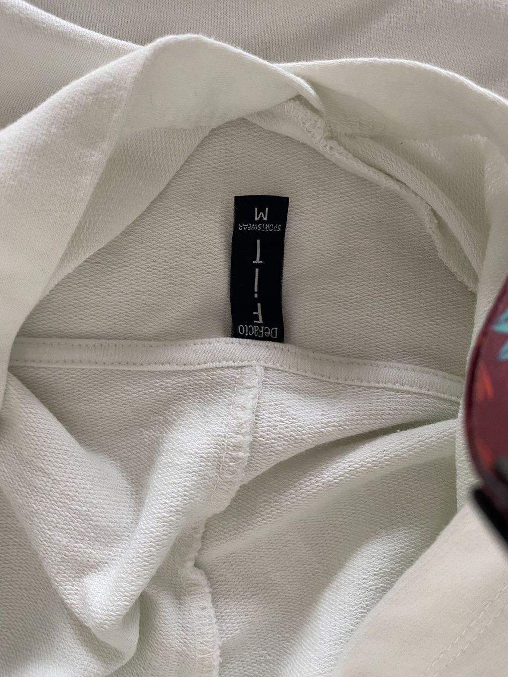 Pullover & Sweatshirts: Pullover offwhite Defacto M – Gebraucht aus Duebendorf von Alexandertreyer 5