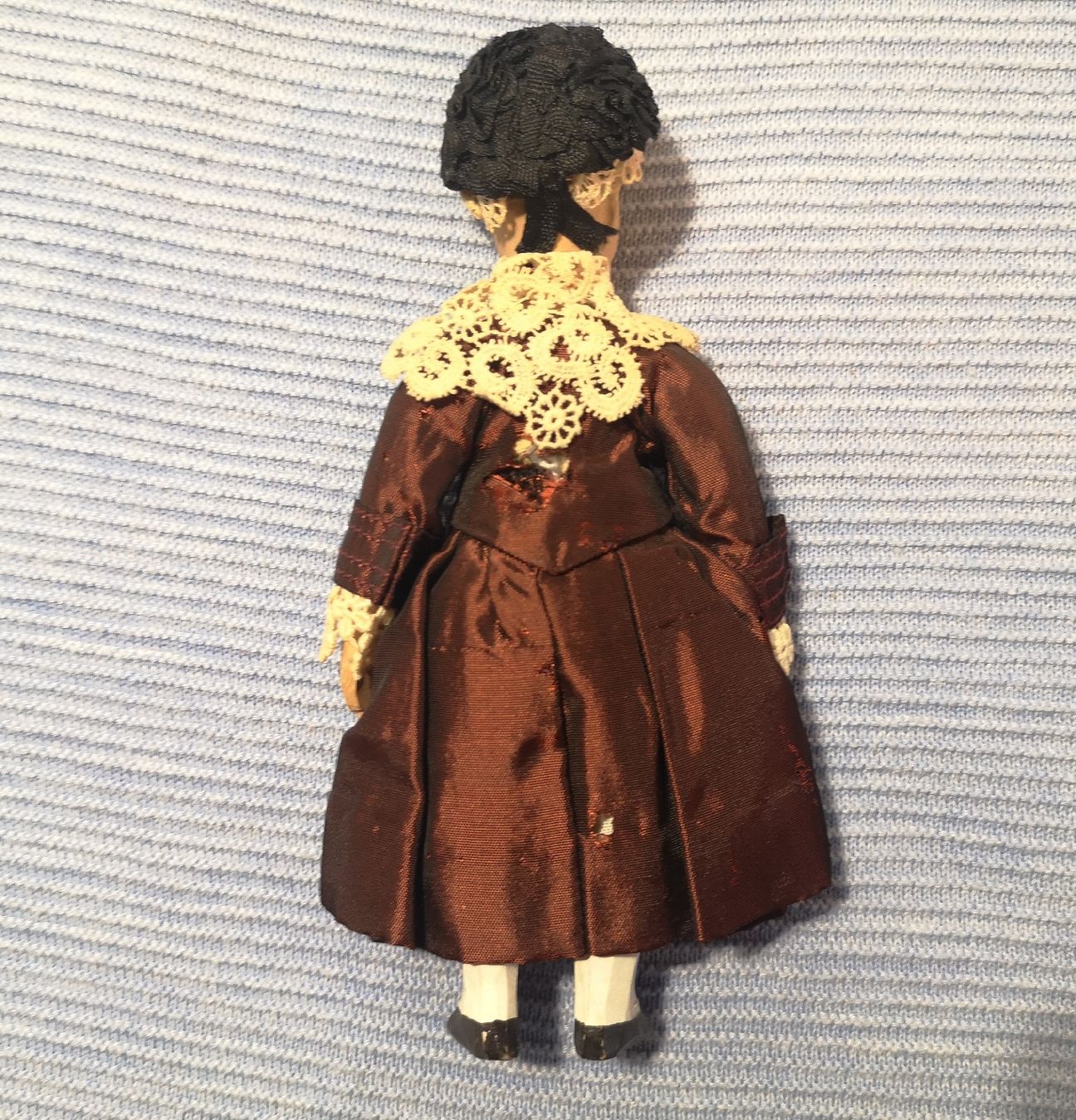 Figuren: BRIENZER SCHNITZEREI ALTE FRAU – Gebraucht aus MUEHLEBERG von Cocolinette 1