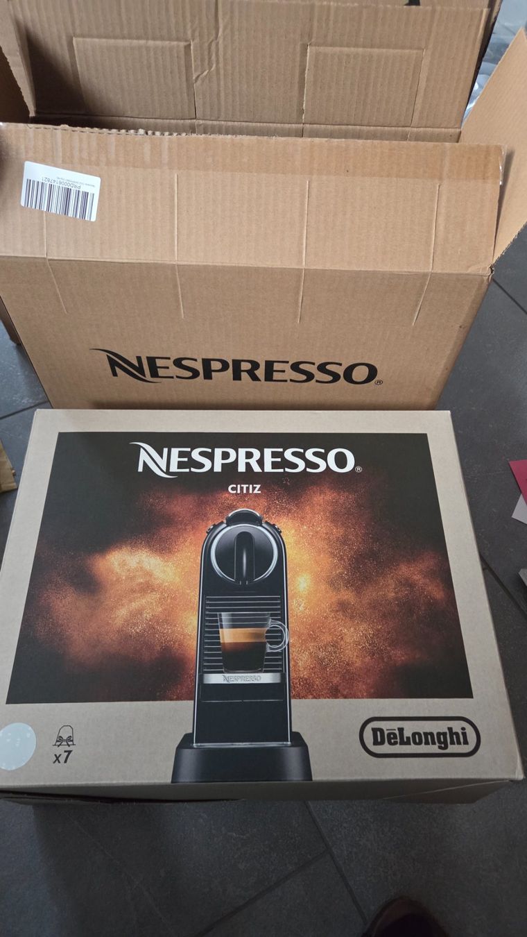 De'Longhi Macchine per caffè & Macchine per espresso: Fabrikneue Nespresso CitiZ, Garantie, CH-Stecker – Nuovo e nell'imballaggio originale da Zihlschlacht venduto da Chipsy123 1