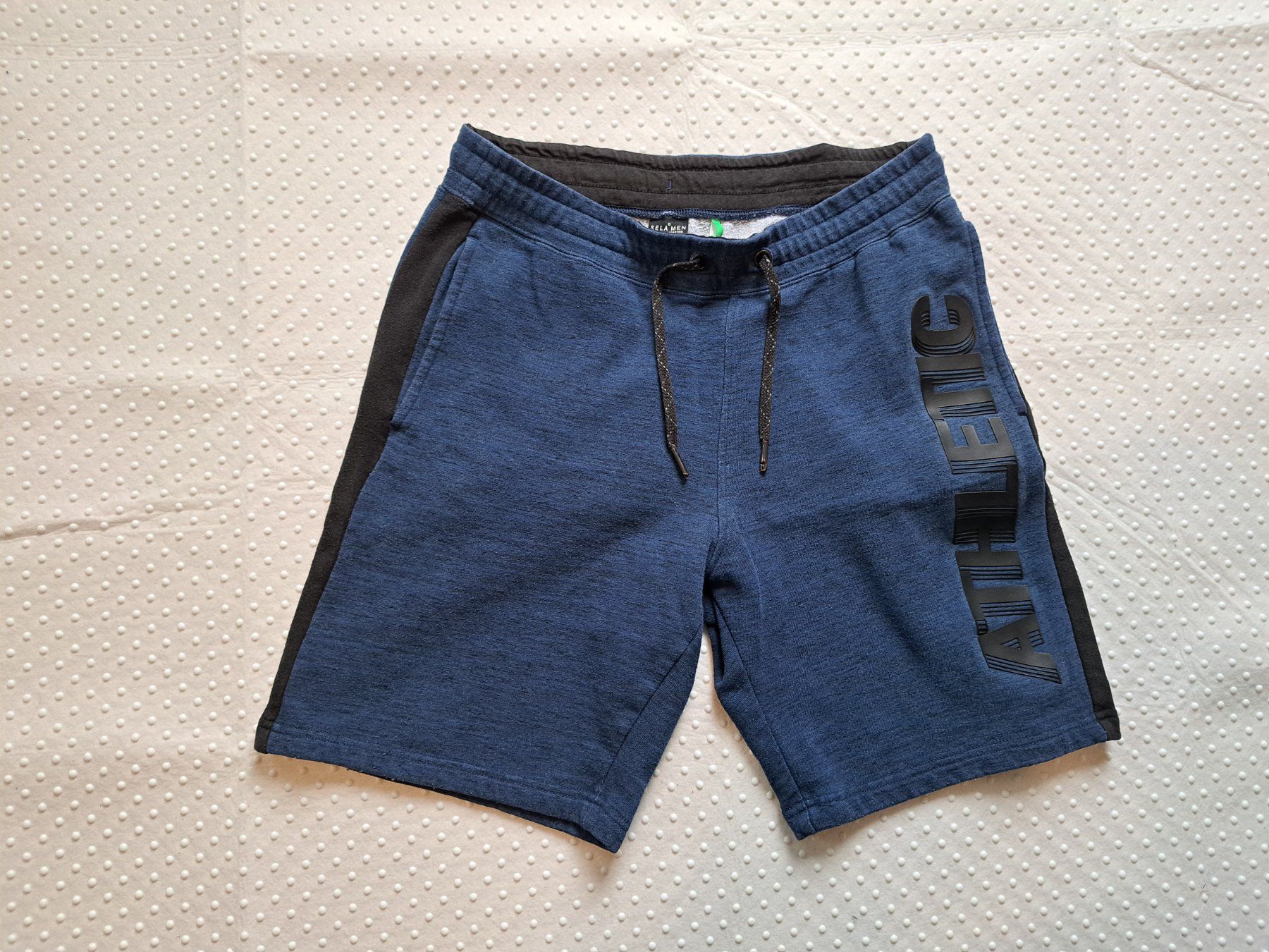 Hosen: Sela Herren Shorts Gr. M Sportlich Freizeit – Gebraucht aus Gysenstein von joshuas81