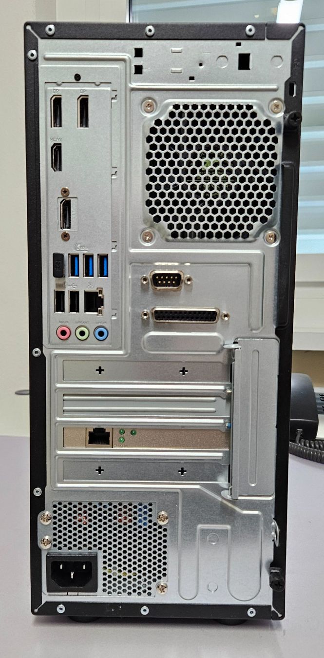 Asus PCs: ASUS Expert Center D9 – Gebraucht aus Zürich von Sailor21 3
