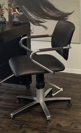 Sedie: Coiffeur Stuhl  – Usato da Frenkendorf venduto da Katrin02 2