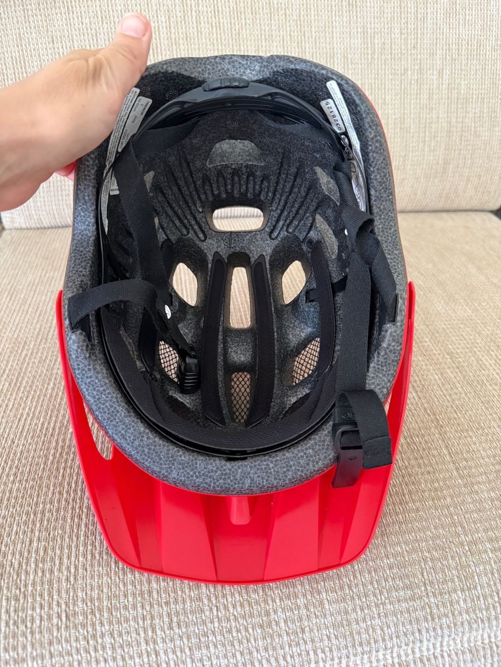 Giro Helme: Velohelm Giro Kind – Gebraucht aus Küsnacht ZH von nat_m97w 3