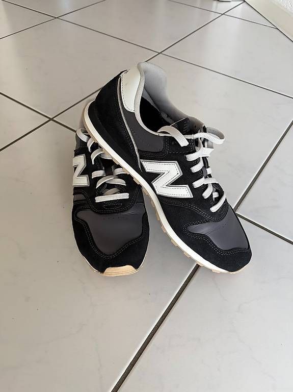 Chaussures hommes: New Balance Herrenschuh – D'occasion à Ueberstorf par zum_7rbl