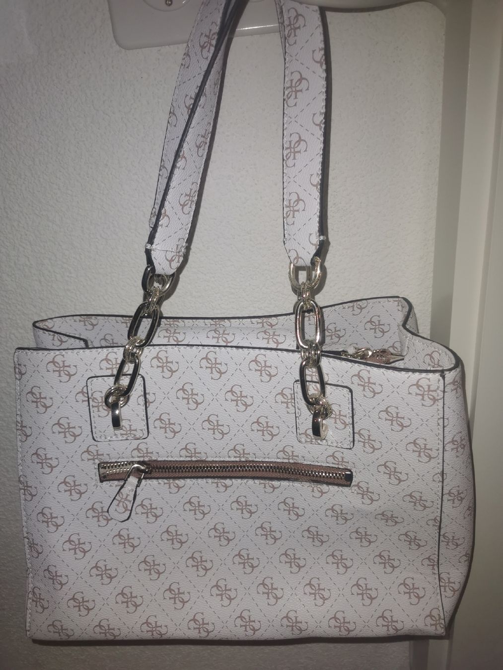 Guess Borse da donna: Guess Tasche & Guess Portmonaie – Usato da Zürich venduto da ssi_6pt7 2
