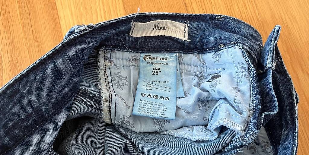 Jeans: GANG Jeans "Nena", Grösse 25 – Gebraucht aus Luzern von tflorin 2