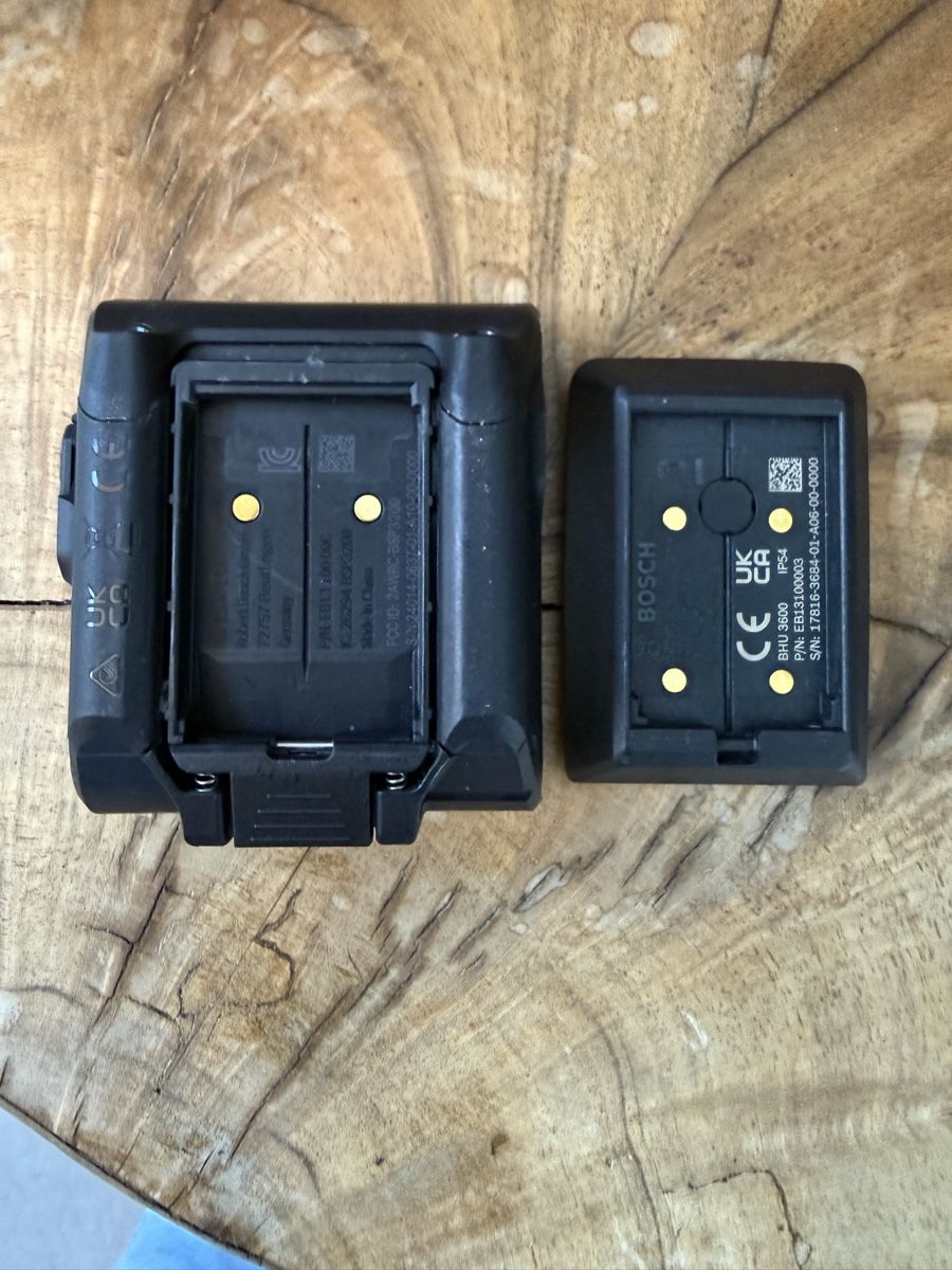 Pezzi di ricambio: Kiox 300 + Bosch horizontal grip smarphone – Usato da Fleurier venduto da salar 1