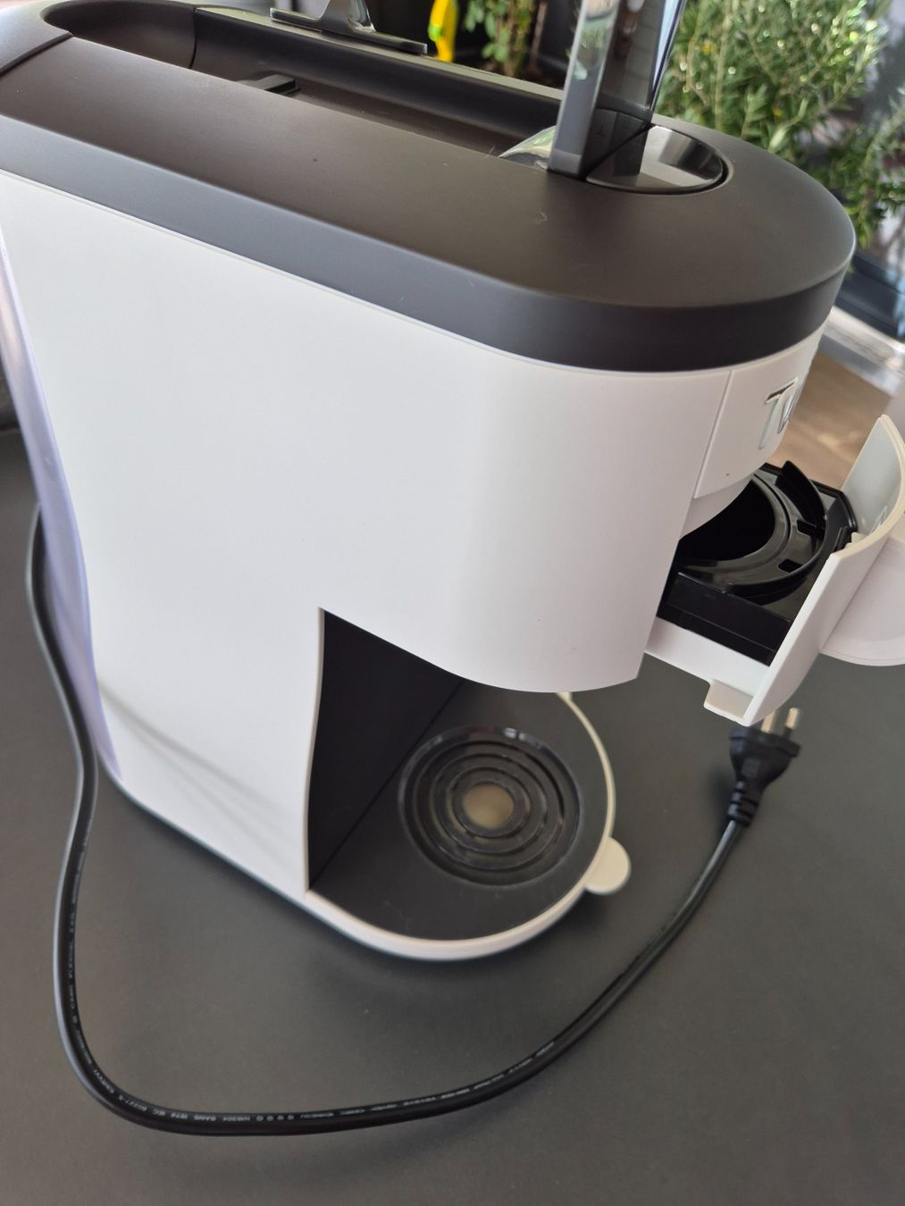 Kaffeemaschinen & Espressomaschinen: Kaffee-Kapsel-Maschine TWIN – Gebraucht aus Lalden von aneleh58