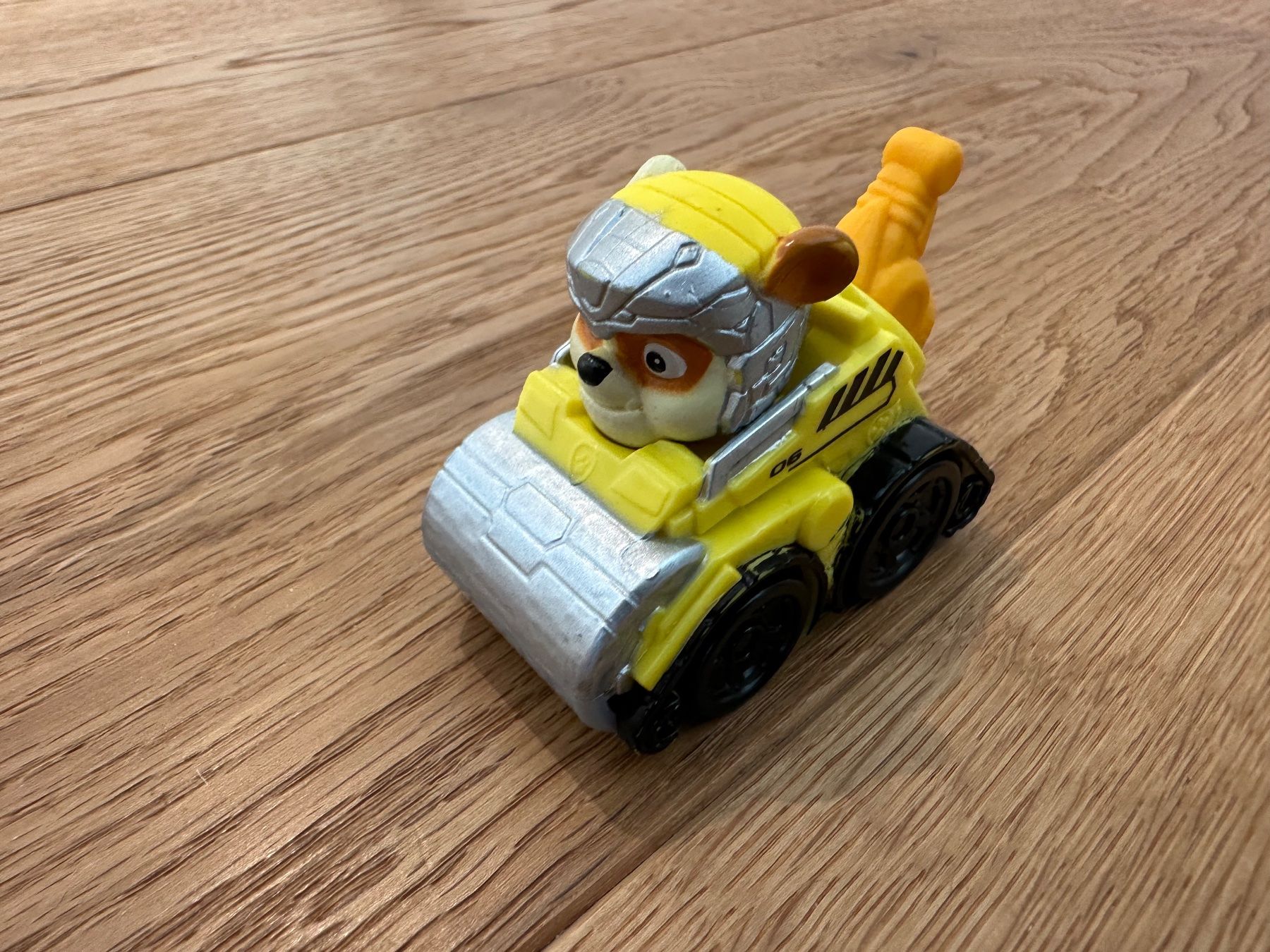 Paw Patrol Figur Rubble im kleinen Bagger (Gebraucht) in Niederweningen ...