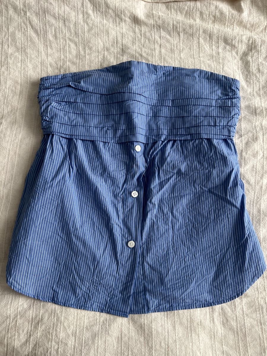 Zara Top: TRÄGERLOSES TOP ZARA – Usato da Luzern venduto da sr.luzern
