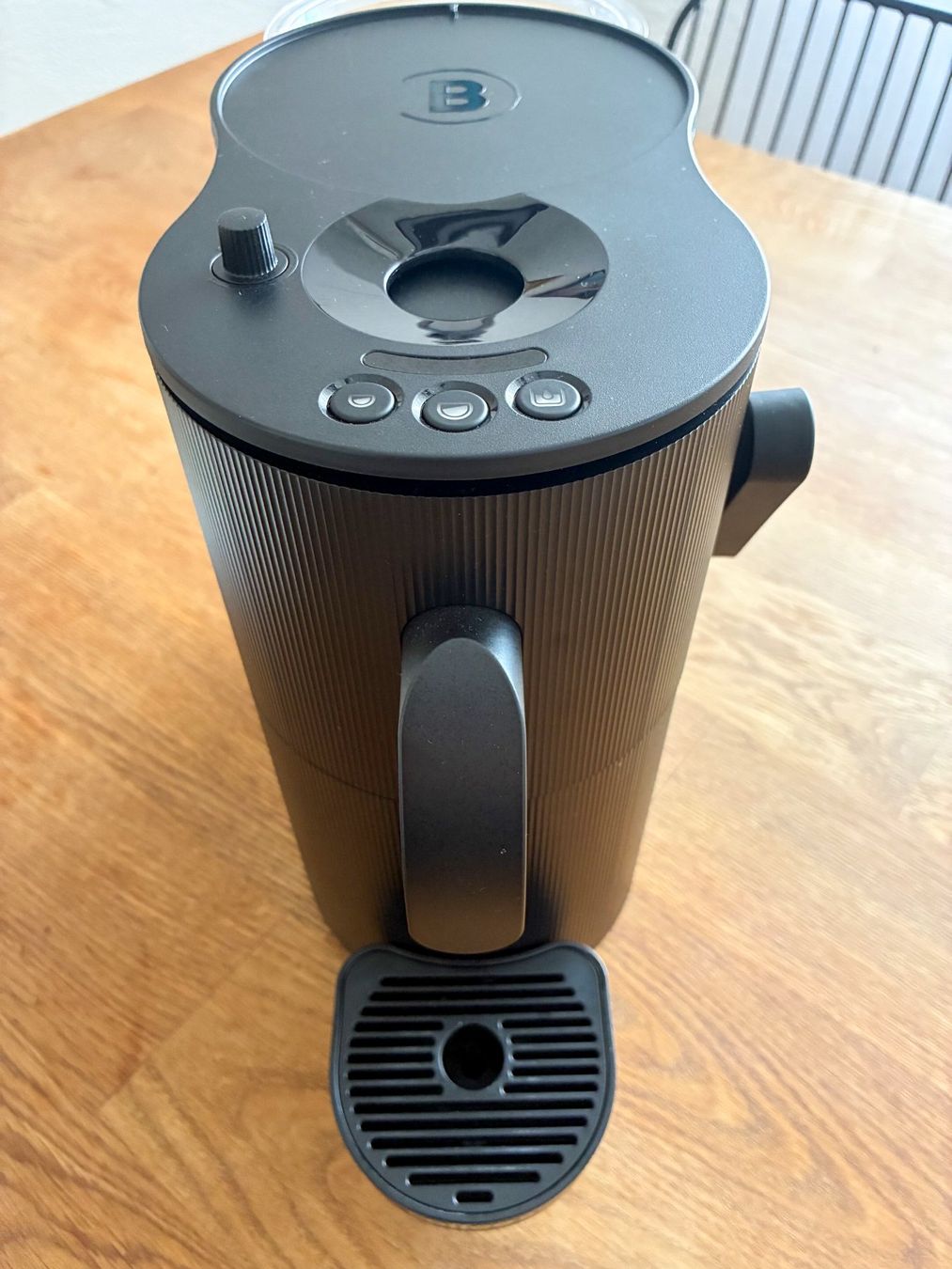 Coffee B Kaffeemaschinen & Espressomaschinen: Cofee B Automat neuwertig – Gebraucht aus Kloten von Photo_Fan 1