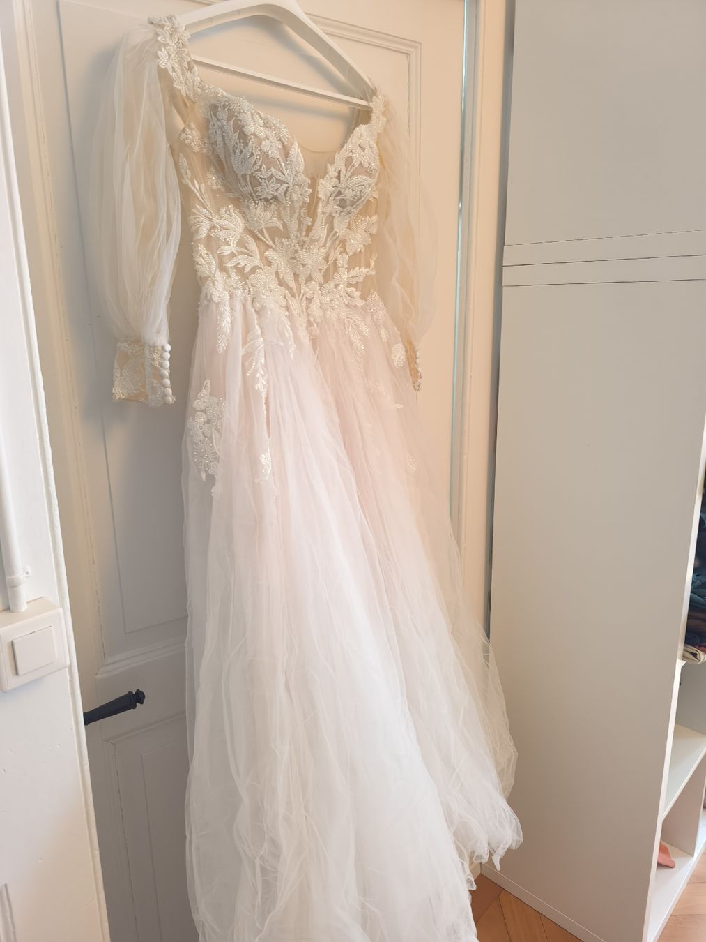 Vestiti: Traumhaftes Brautkleid mit Spitze, Grösse 38/40 – Nuovo (secondo la descrizione) da Birmenstorf AG venduto da fme_5qjr 5