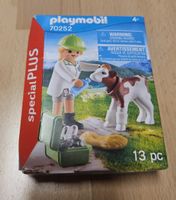 PLAYMOBIL 70252 special PLUS Kälbchen mit  Hirtin 13 Teile
