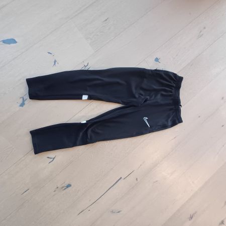Nike Trainingshose, Gr. 147-158