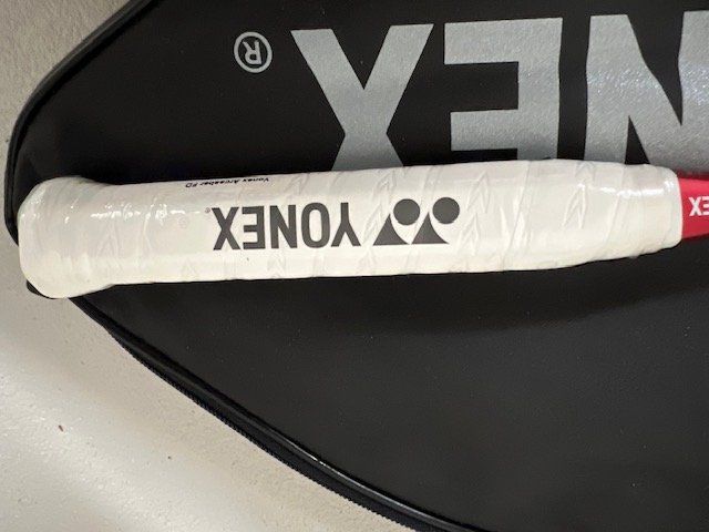 Yonex Schläger: YONEX Badminton Racket - neu – Neu und originalverpackt aus Niederweningen von zw4_s78j 6
