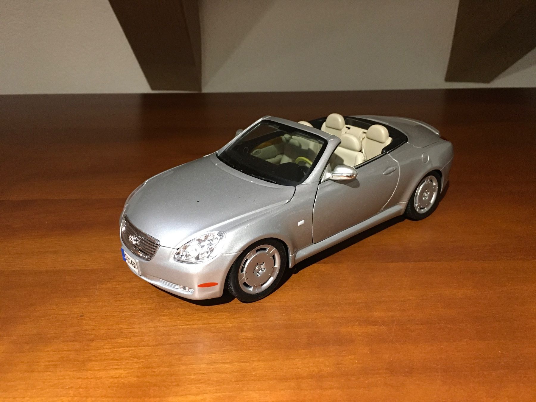 Lexus Modellautos: Lexus SC 430 1/18 – Gebraucht aus Wohlen AG von PrivatSammlung