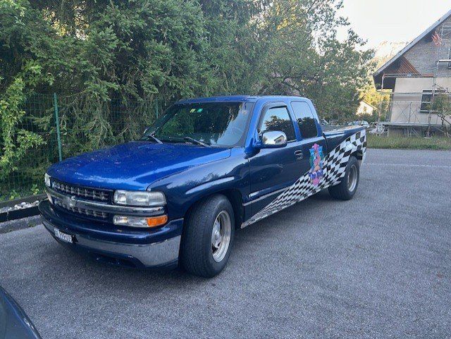 Chevrolet Automobili: CHEVROLET SILVERADO PICK-UP – Usato da Genève venduto da GENEVEBELLE