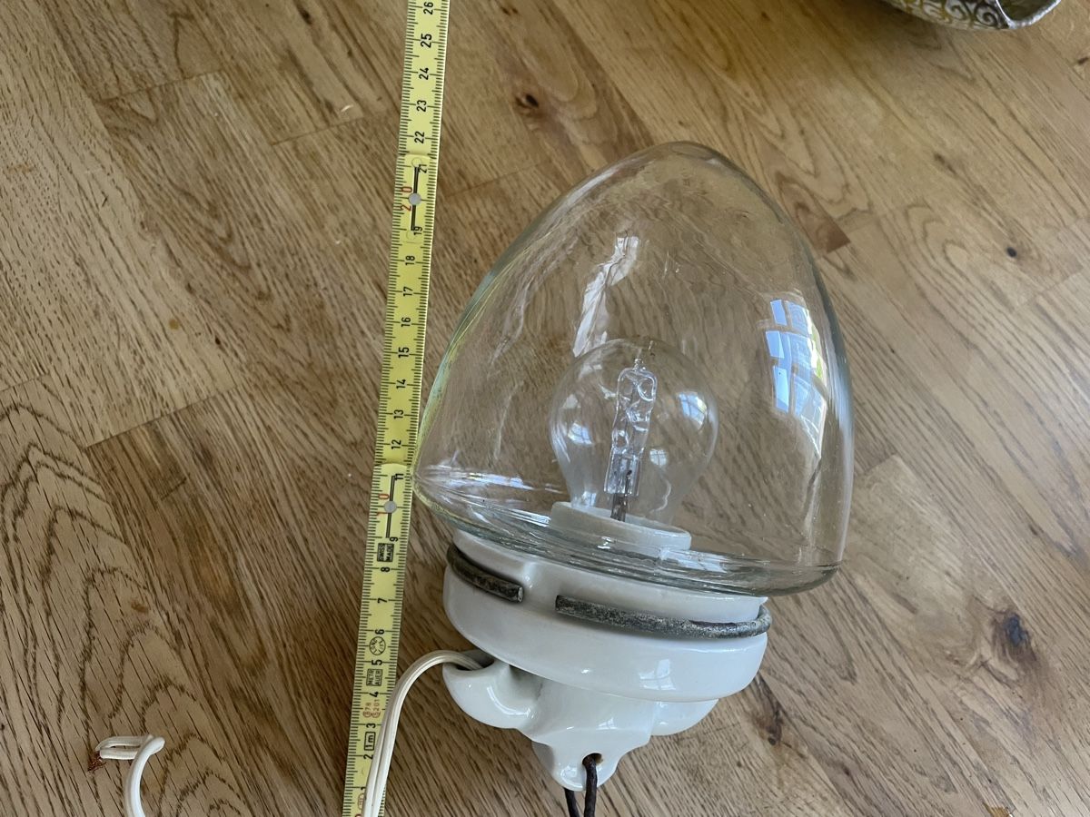 Lampade: Antike Stalllampe  – Usato da Flawil venduto da Naphtali 3