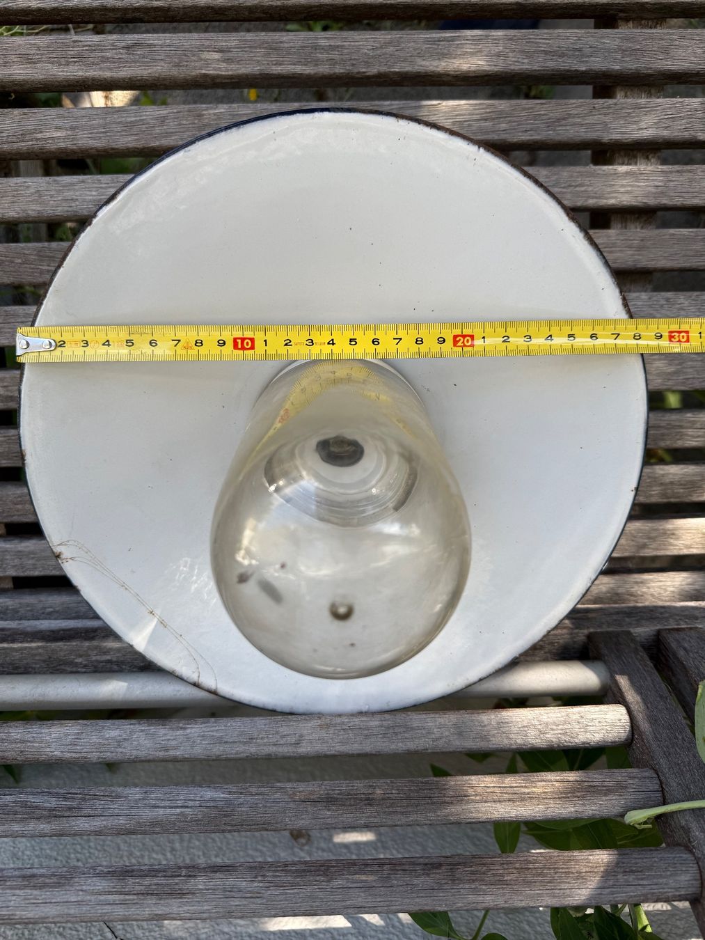 Lampadari & plafoniere: Antike Emaille Lampe mit Kolbenglas Deckenleuchte alt – Usato da Affoltern am Albis venduto da jonas1009 4
