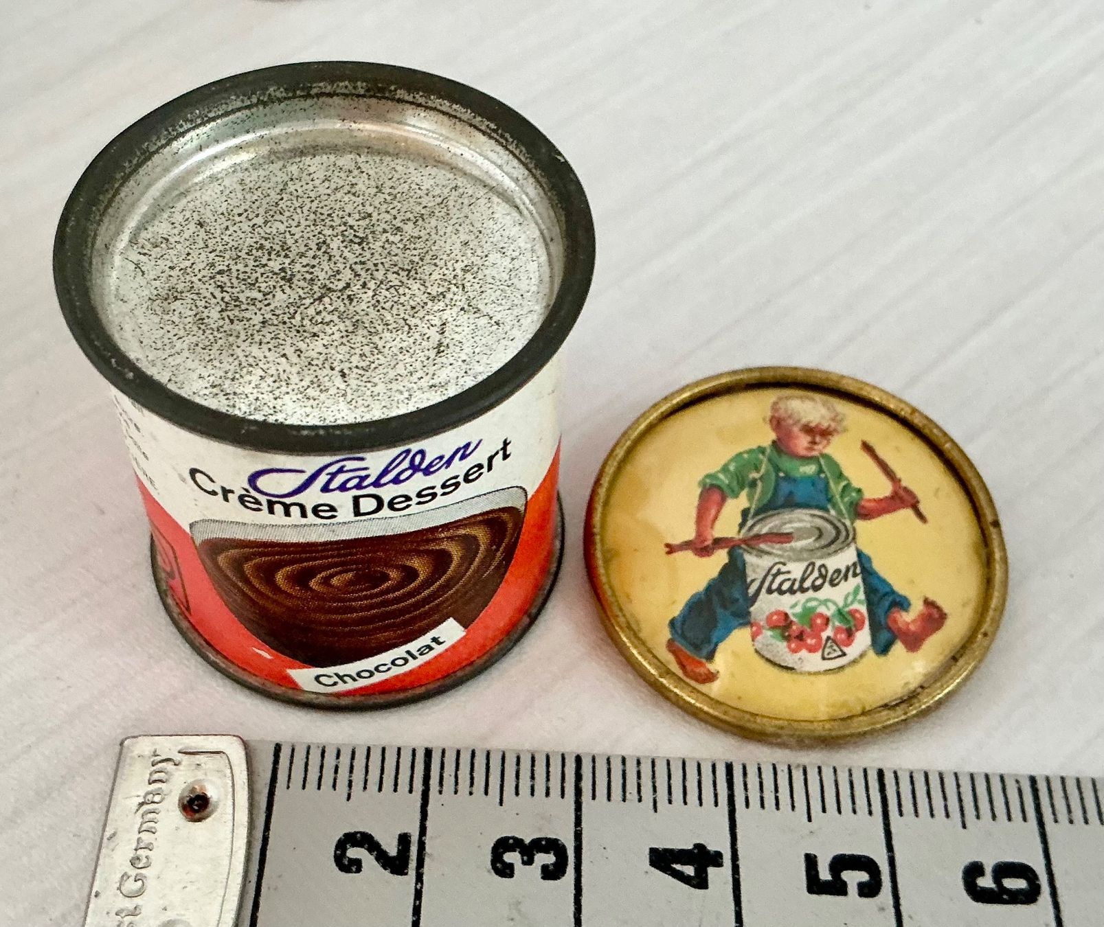 Spielzeuge: ALTES STALDEN KRÄMERLADENBÜCHSLI & ANSTECKER – Gebraucht aus Zell LU von Silvermemory 4
