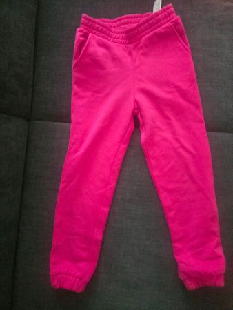 Jogginghose 4F pink Grösse 134 guter Zustand