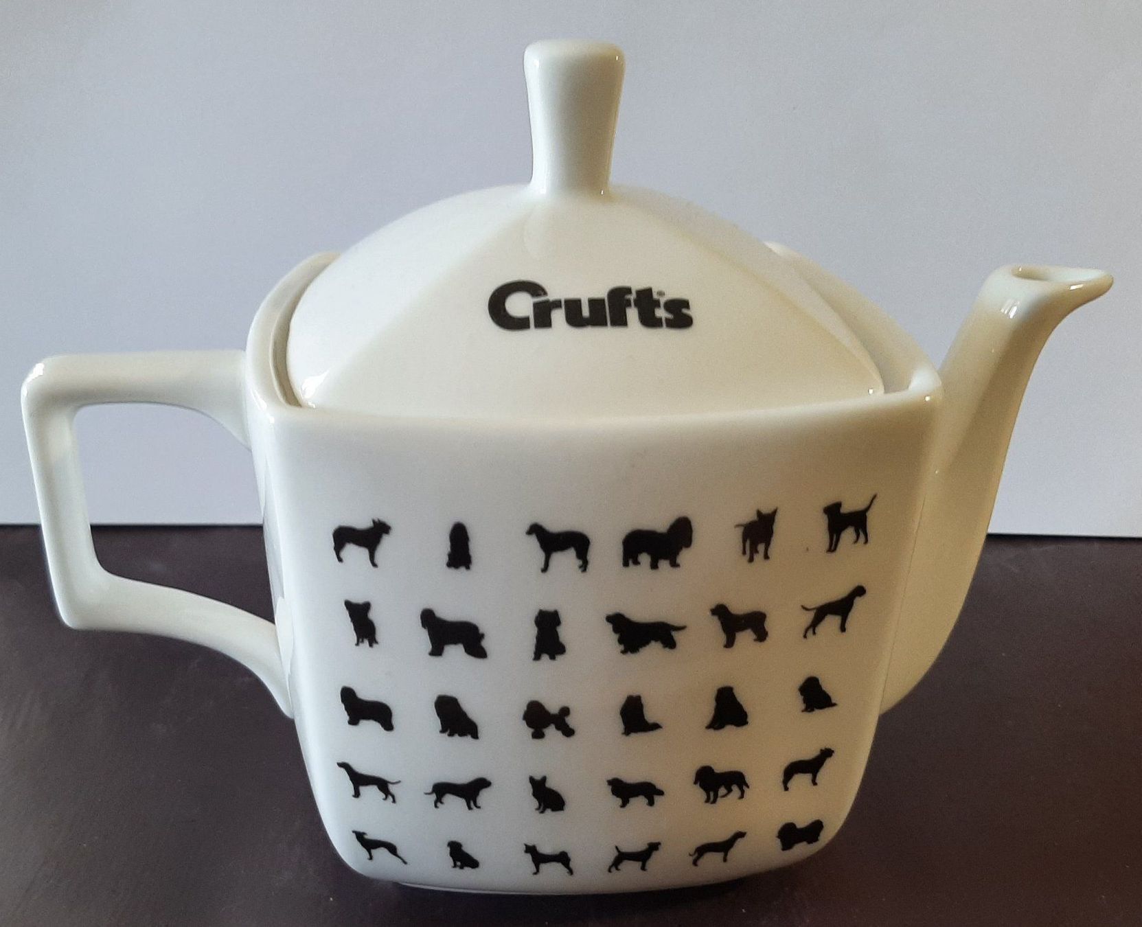 Teiere: Théière et tasse Crufts – Usato da Montet (Glâne) venduto da Koada2 1