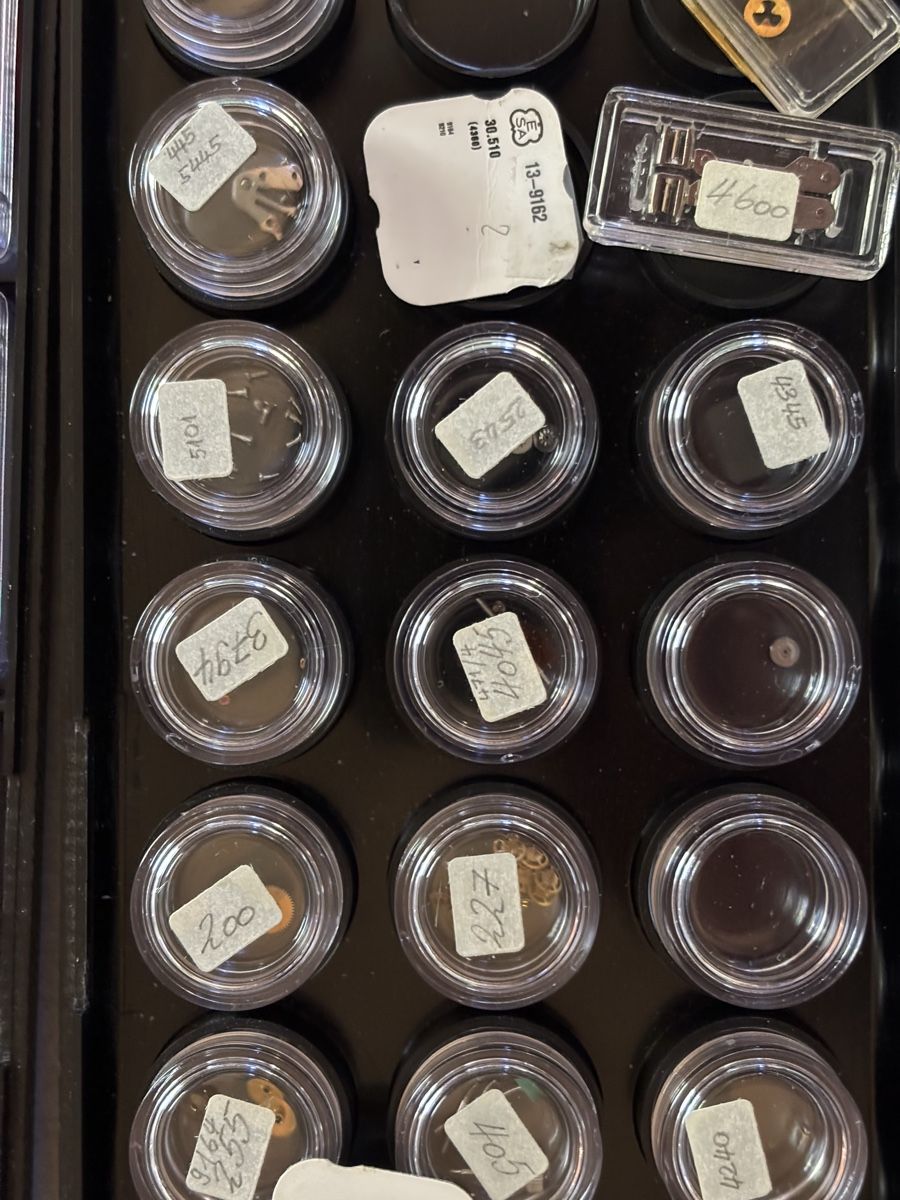 Orologi: Lot Uhrenteile – Nuovo (secondo la descrizione) da Rüti b. Büren venduto da CenicAG 8