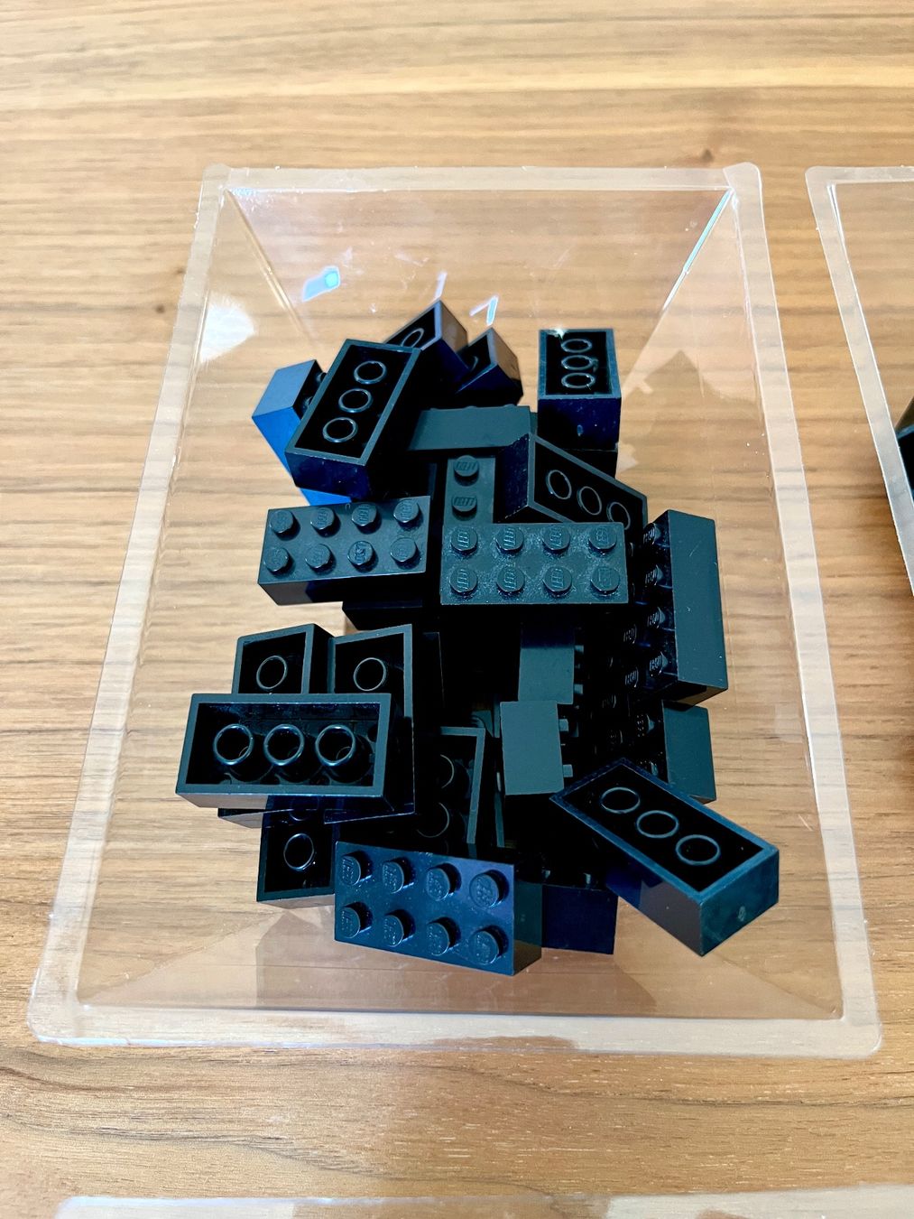 Lego Giocattoli: Lego schwarz über 230 Stk. verschiede Formen – Usato da Mont sur Rolle venduto da uttin 3