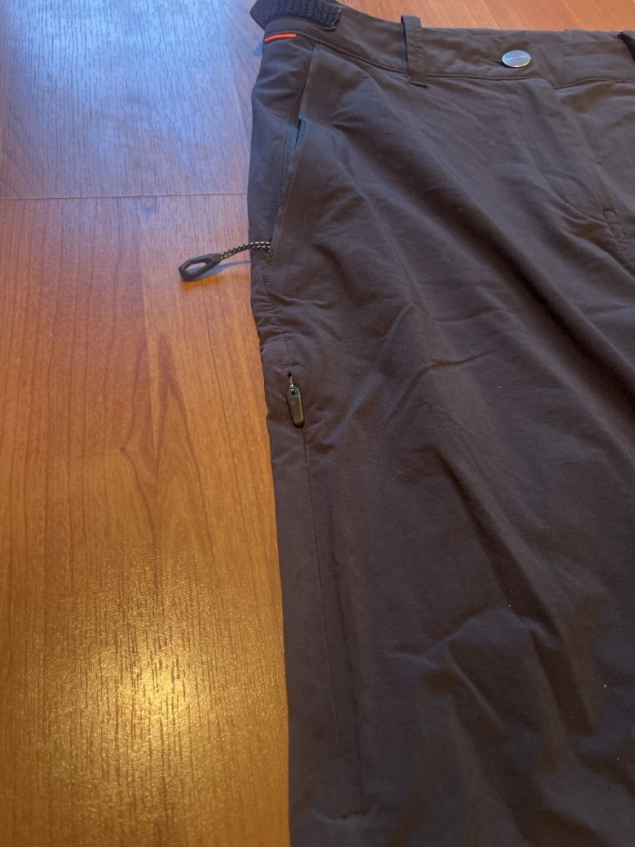 Mammut Pantaloni: MAMMUT Wandershorts schwarz Gr. 36 – Nuovo (secondo la descrizione) da Breil/Brigels venduto da die_86bb 1