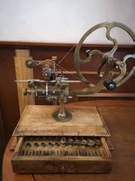 macchina per la manifattura di orologi