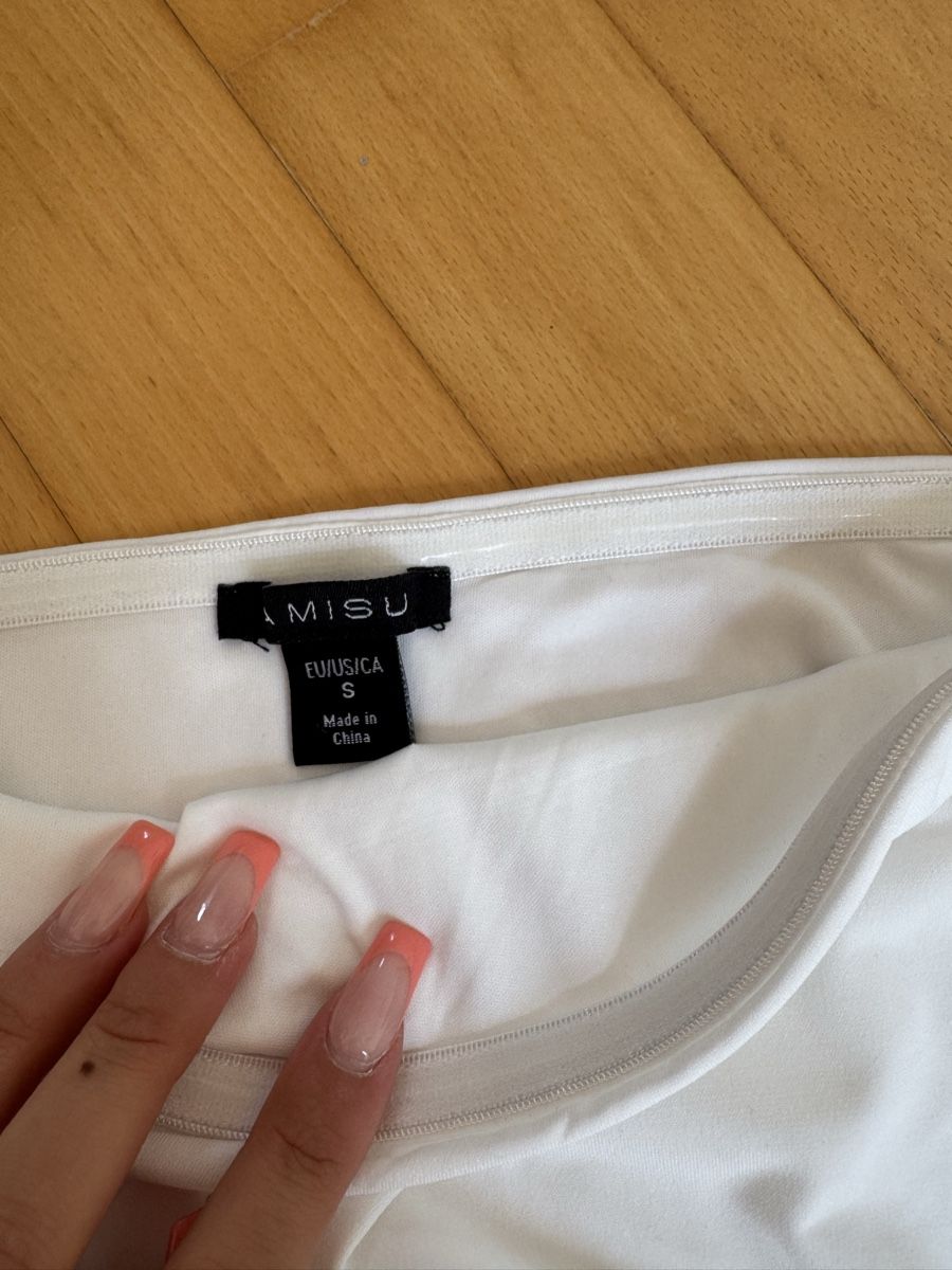 Tops: Top – Neuf (Voir description) à Turgi par eiiinalem 1