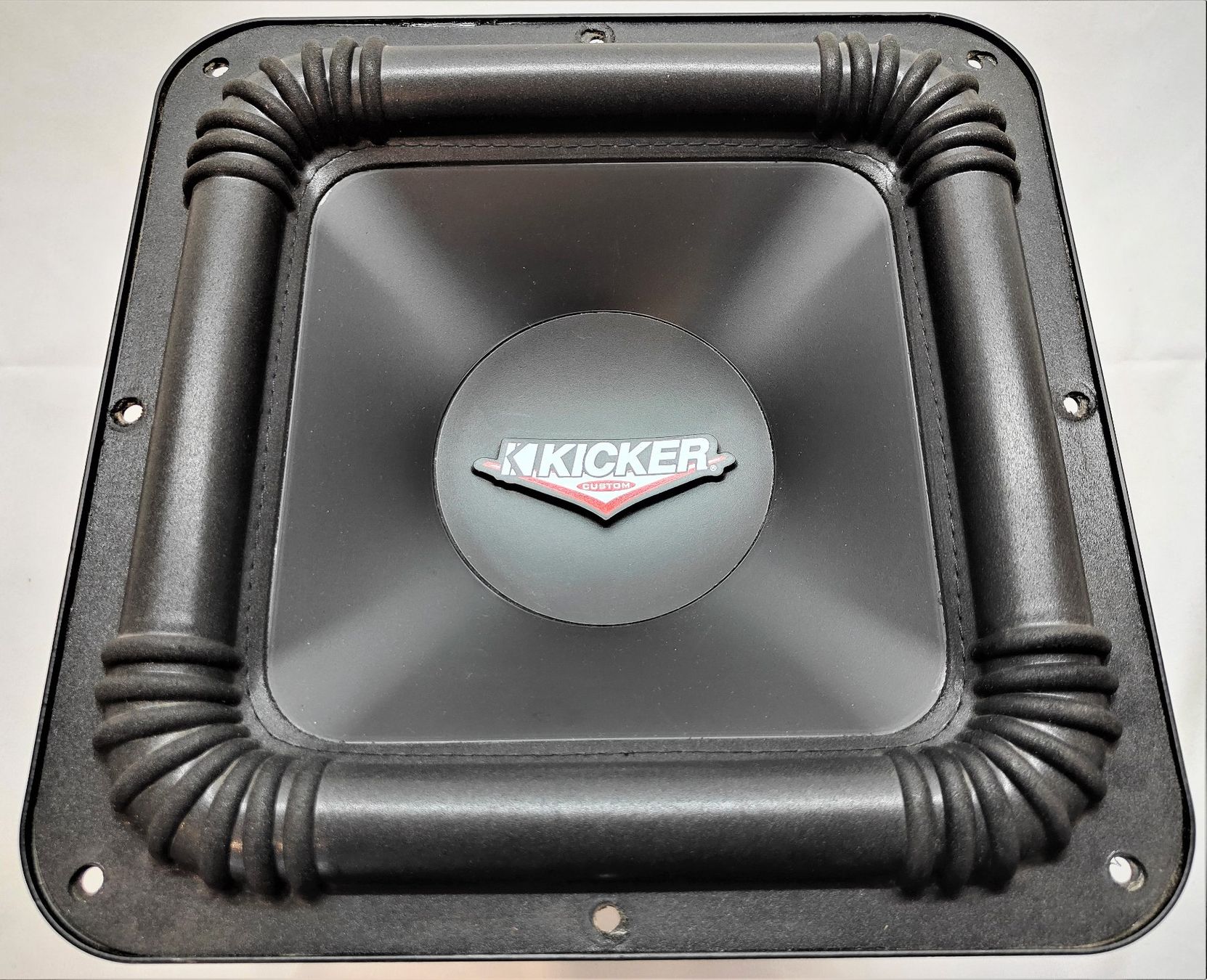 Lautsprecher: Subwoofer - Kicker RW10SQ - 800W - 2 x 2 ohms – Gebraucht aus Corcelles-près-Payerne von FactoryofSound 1
