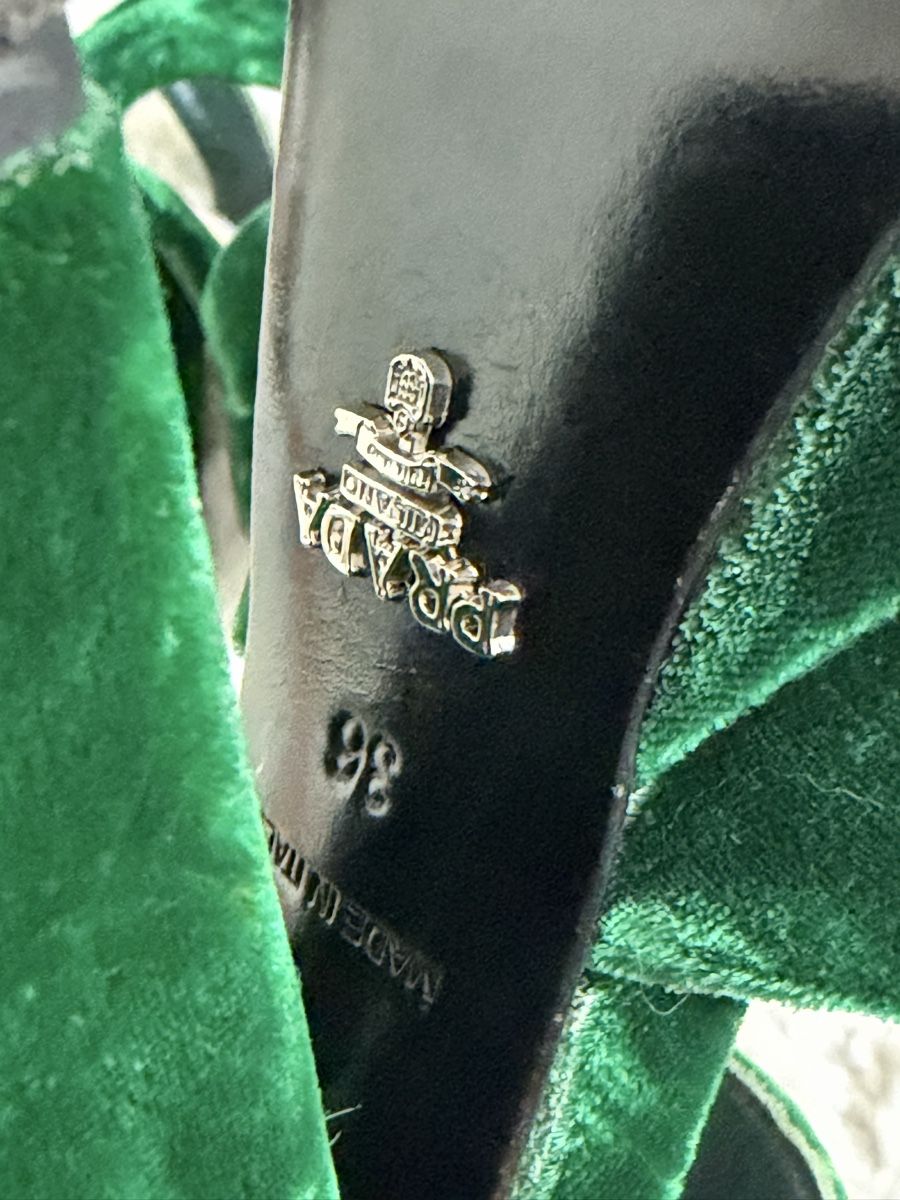 Prada Scarpe da donna: Prada velvet shoes – Usato da Schaffhausen venduto da Nadiuna 5