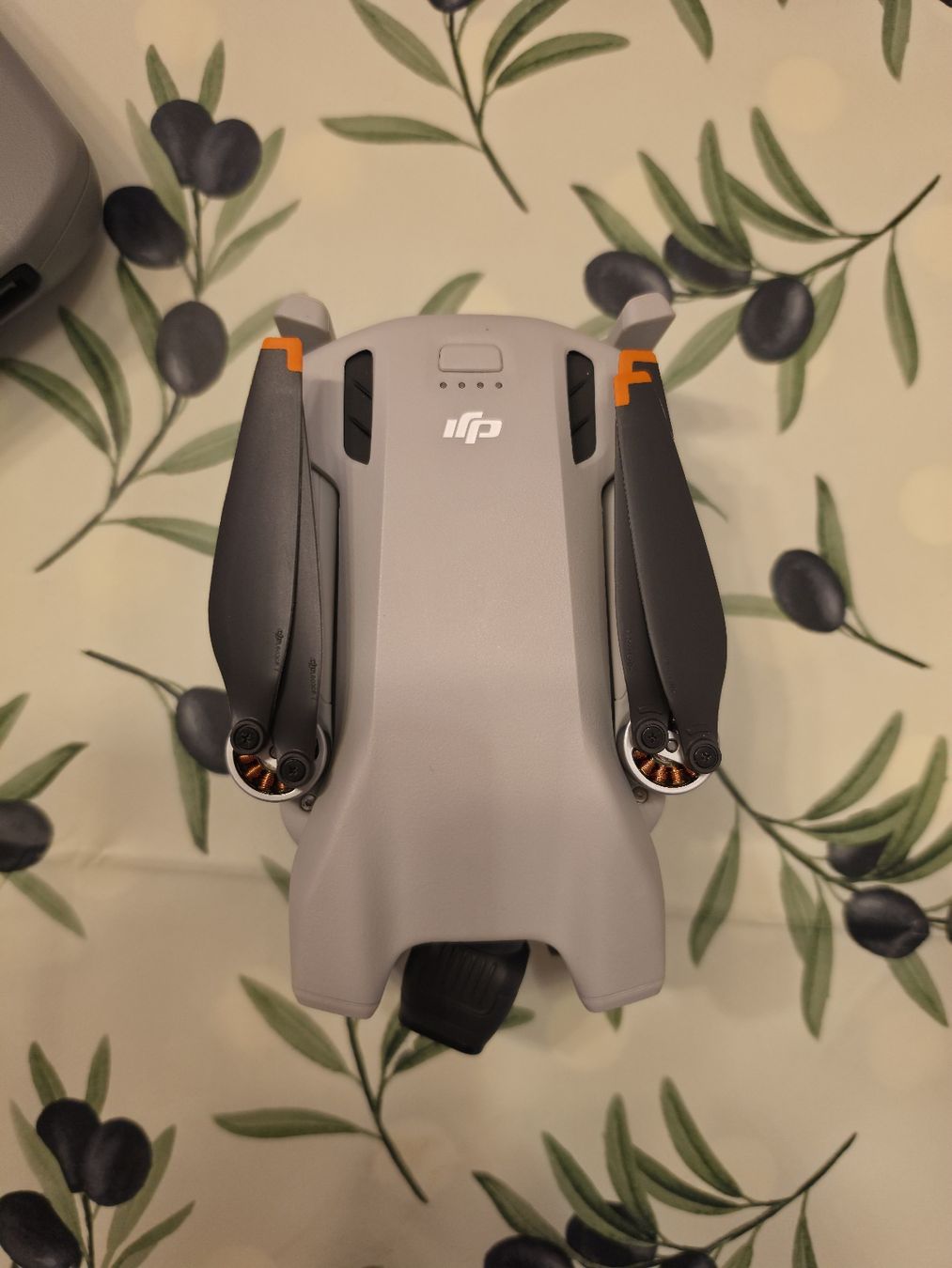 DJI Fernsteuerungen: DJI Mini 3  – Neu (gemäss Beschreibung) aus Bern von dio_fgv2 1